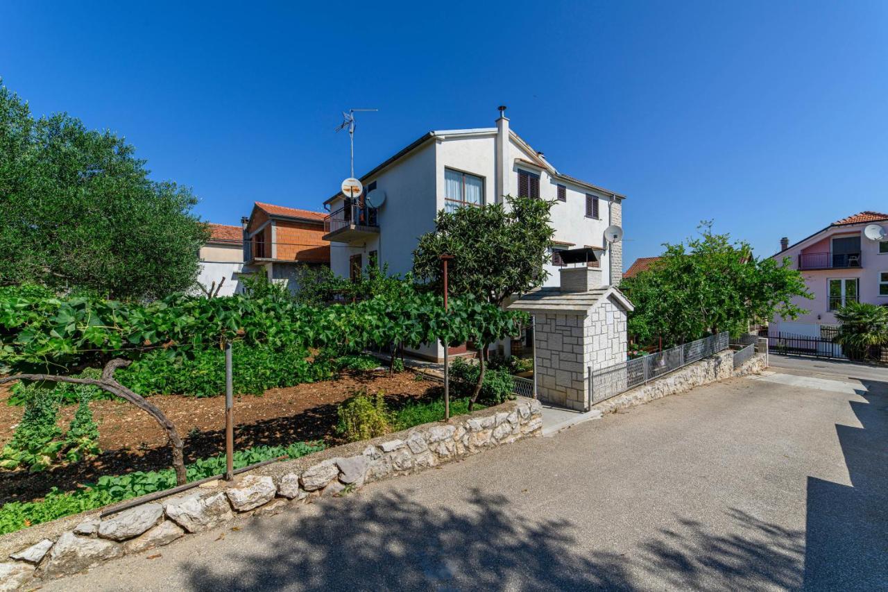 Apartmani Ante Šibenik Exteriör bild